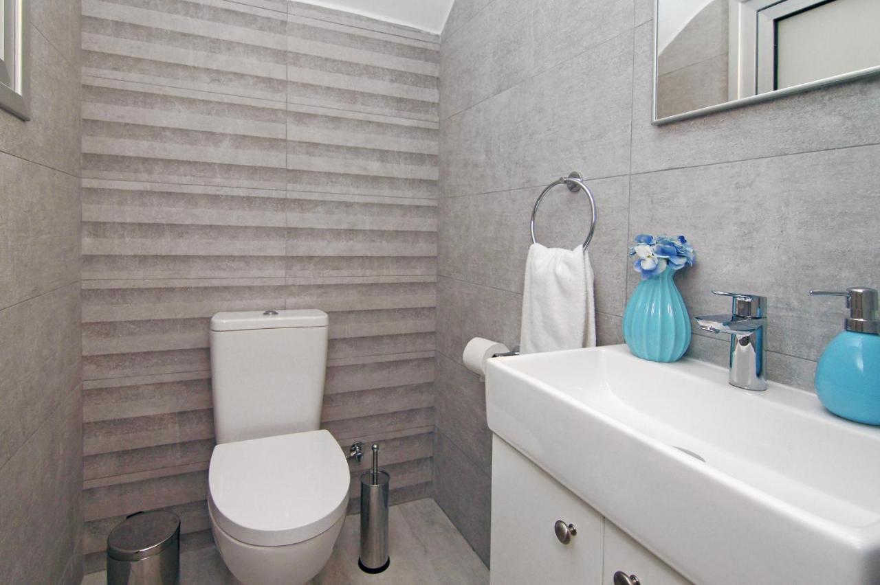 פרוטאראס Villa Lily מראה חיצוני תמונה